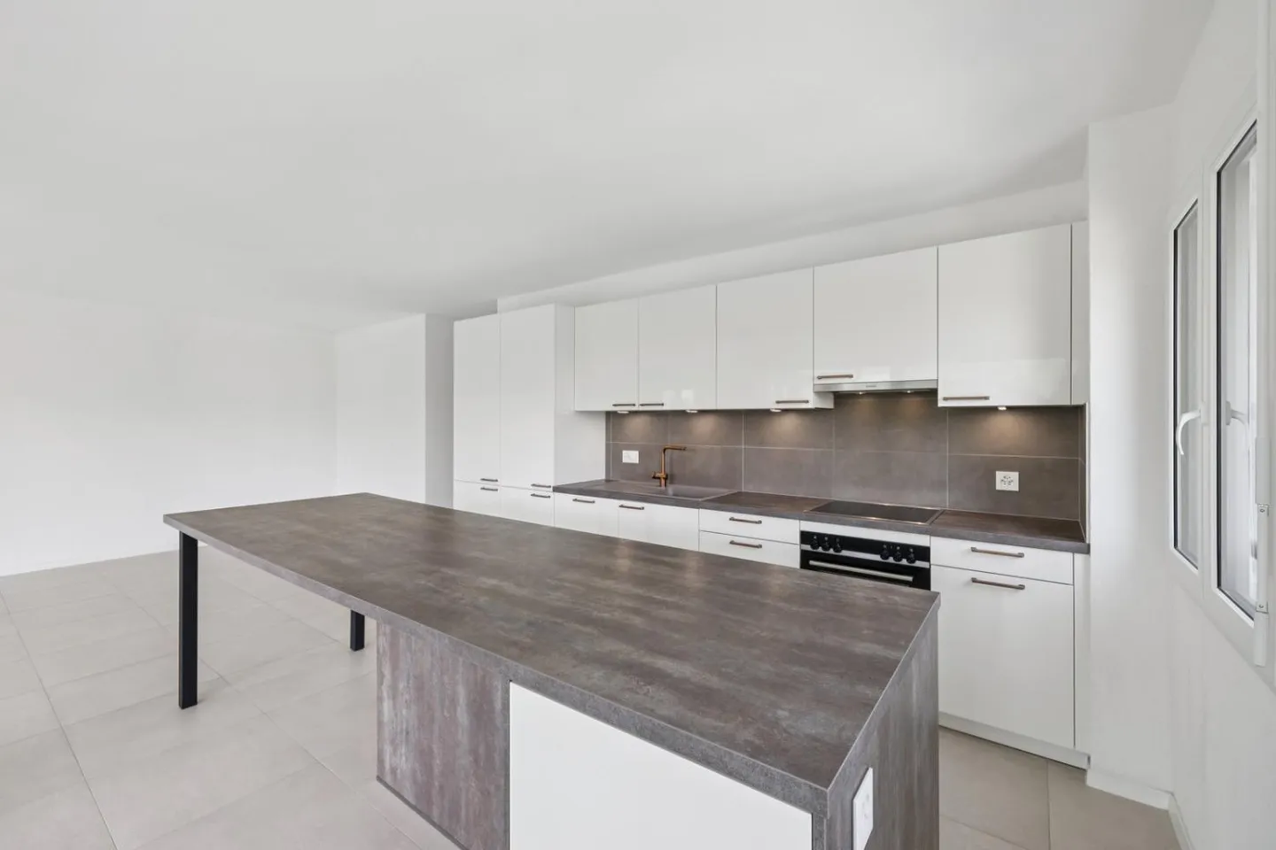 Helle 3,5-Zimmer-Wohnung - MINERGIE - Foto 3 von 13