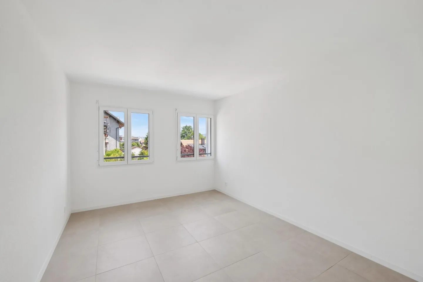 Helle 3,5-Zimmer-Wohnung - MINERGIE - Foto 9 von 13