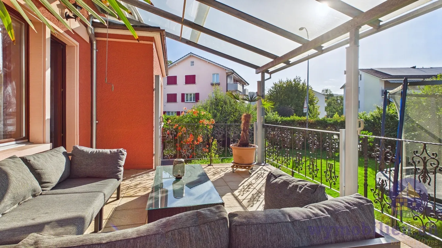 Maison individuelle spacieuse de 7,5 pièces à vendre à Burgdorf - Photo 6 sur 11