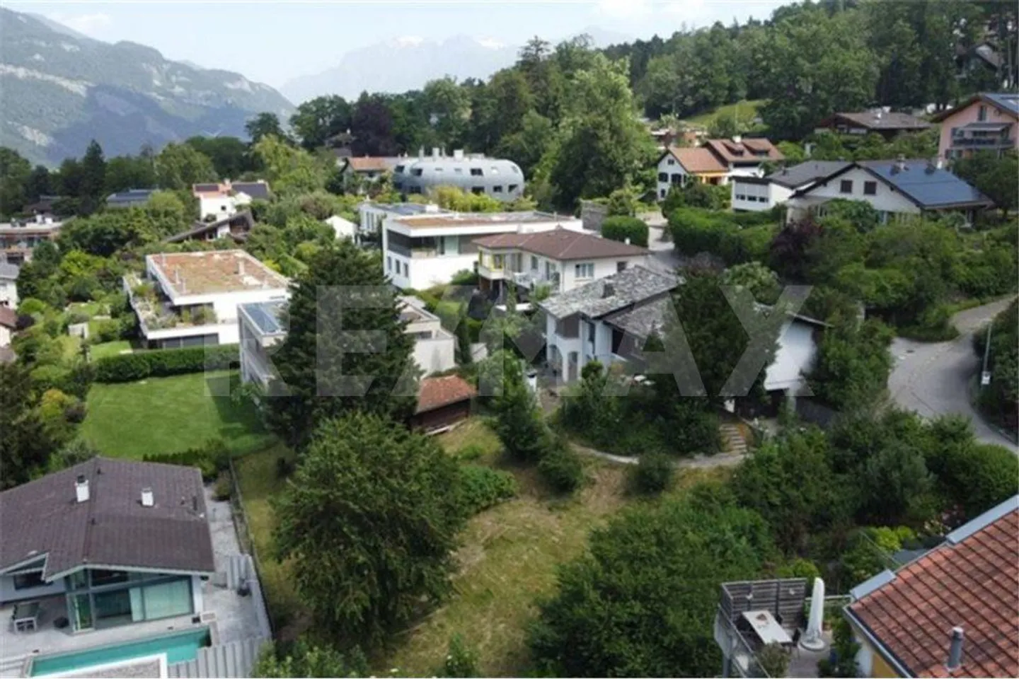Appartamento giardino esclusivo di 3,5 locali in una posizione da sogno a Chur - Foto 4 di 5