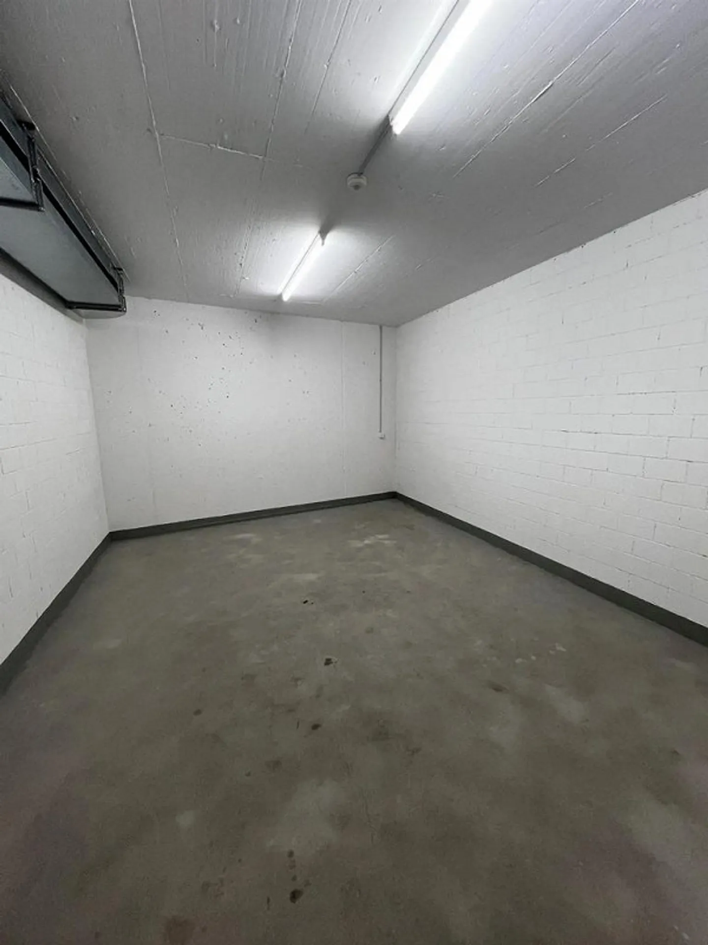 Storage space for immediate rent or by arrangement - Photo 1 of 2