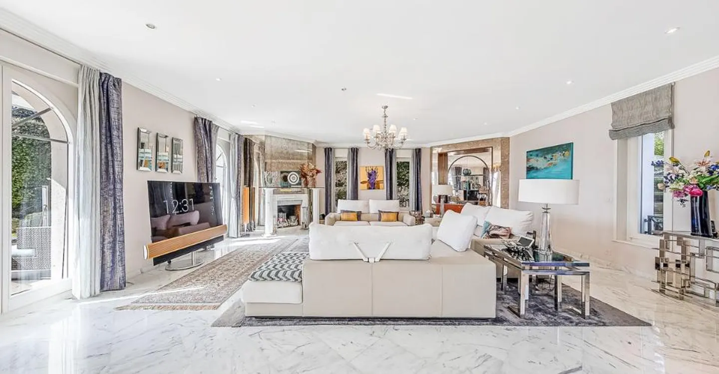 Magnifique villa individuelle avec vue imprenable sur les hauteurs de Montreux - Photo 4 sur 12