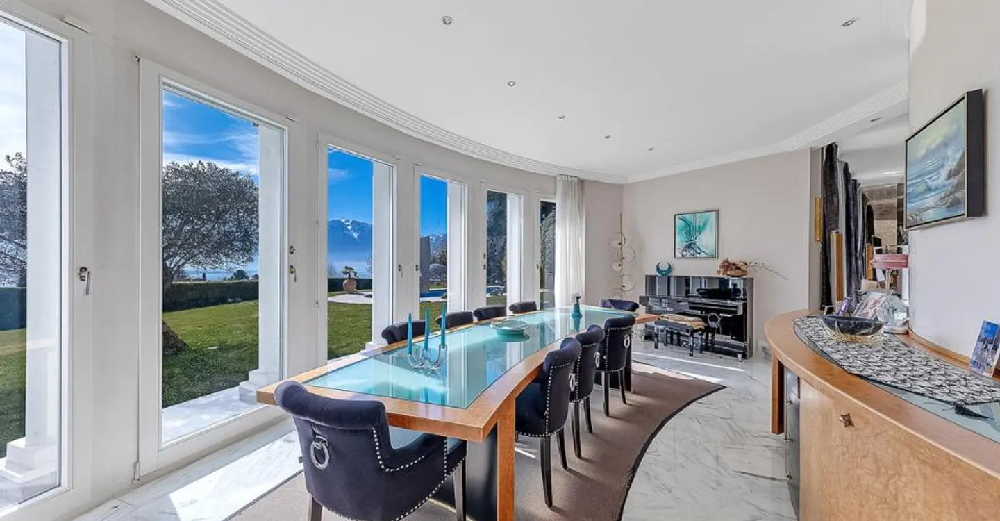 Magnifique villa individuelle avec vue imprenable sur les hauteurs de Montreux - Photo 7 sur 12