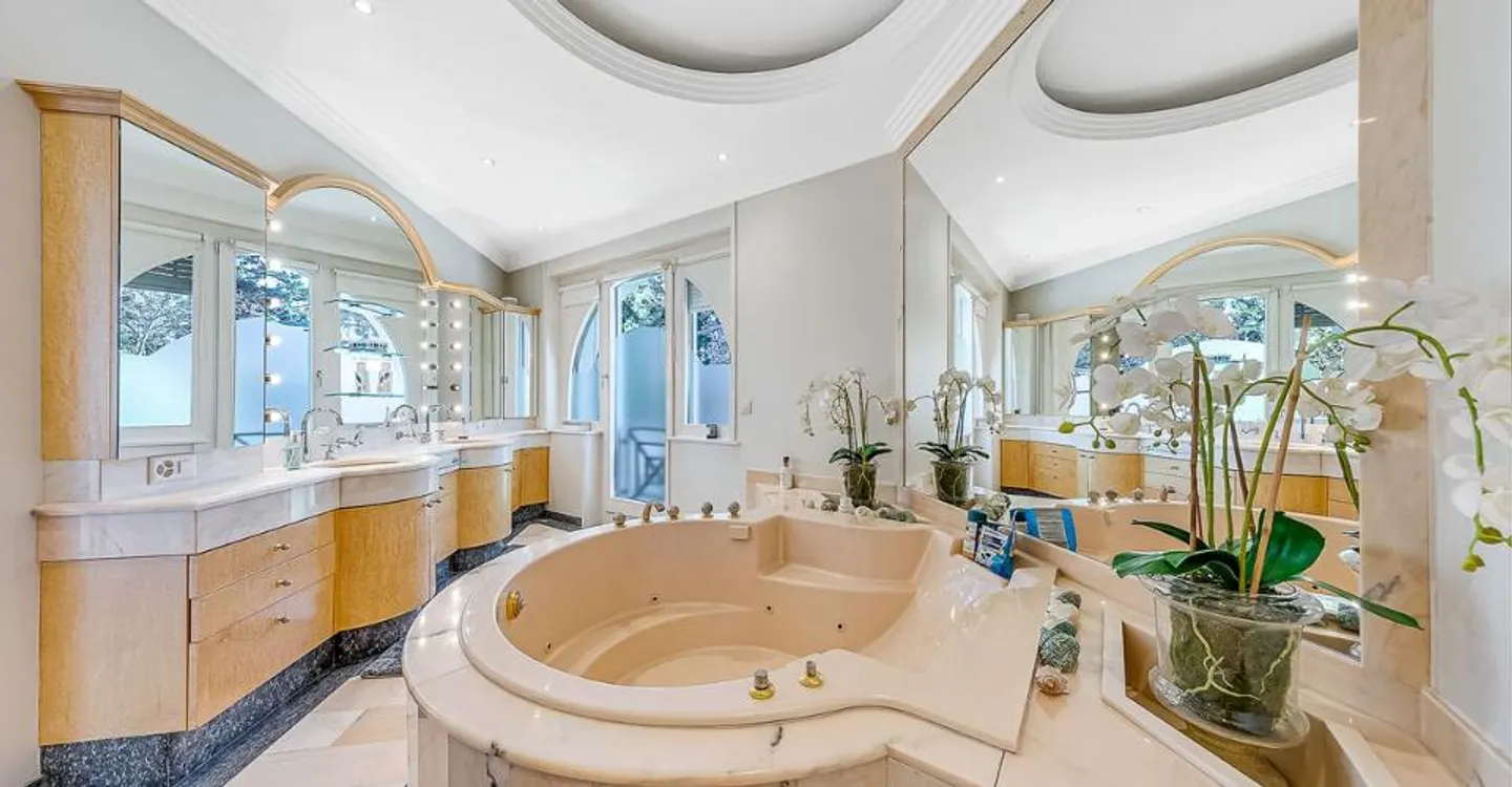 Magnifique villa individuelle avec vue imprenable sur les hauteurs de Montreux - Photo 12 sur 12