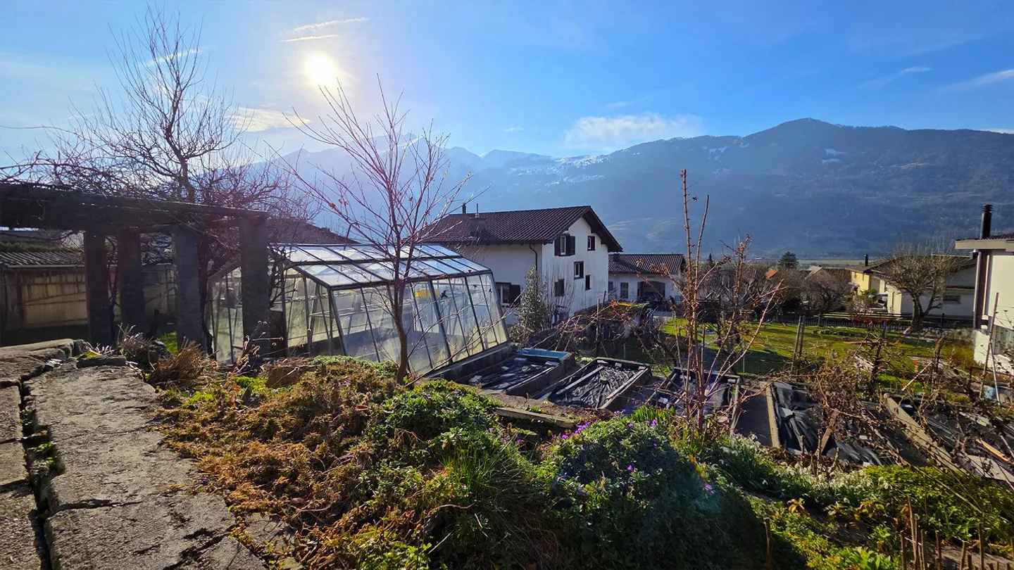 Freistehendes 6½-Zimmer-Einfamilienhaus an Aussichtslage in 30-er Zone - Photo 8 of 19