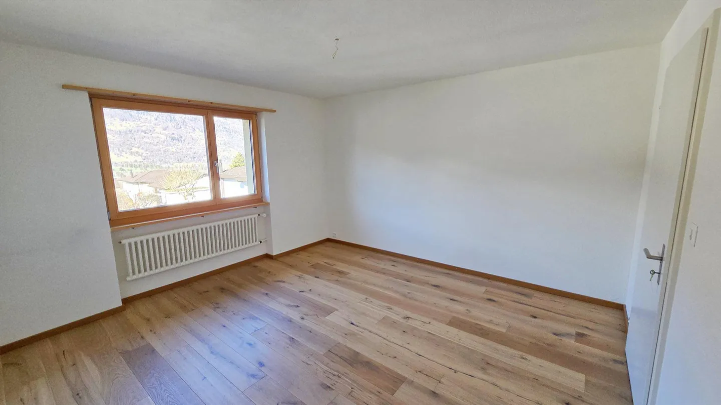 Freistehendes 6½-Zimmer-Einfamilienhaus an Aussichtslage in 30-er Zone - Photo 13 of 19