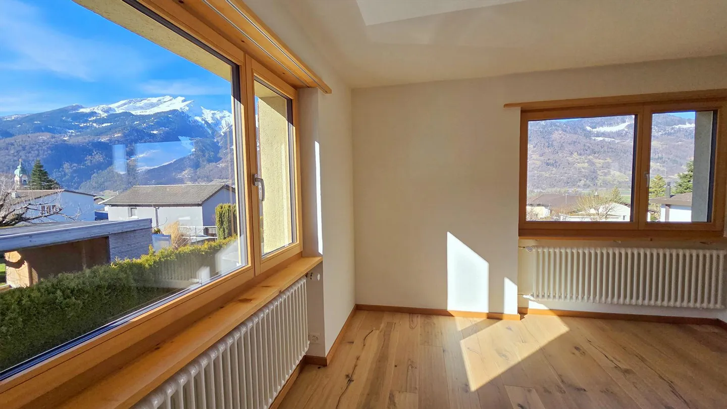 Freistehendes 6½-Zimmer-Einfamilienhaus an Aussichtslage in 30-er Zone - Photo 14 of 19