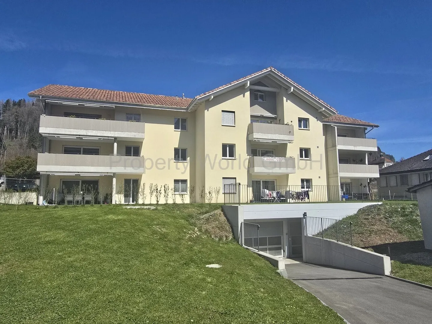 Appartements neufs de 3,5 pièces ensoleillés et exclusifs à Bühler AR à la recherche de nouveaux propriétaires - Photo 2 sur 12