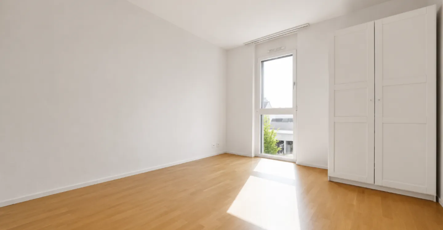 CONTEMPORARY HIGH-END APARTMENT WITH BALCONY-TERRACE NEAR THE LAKE - Photo 6 of 8