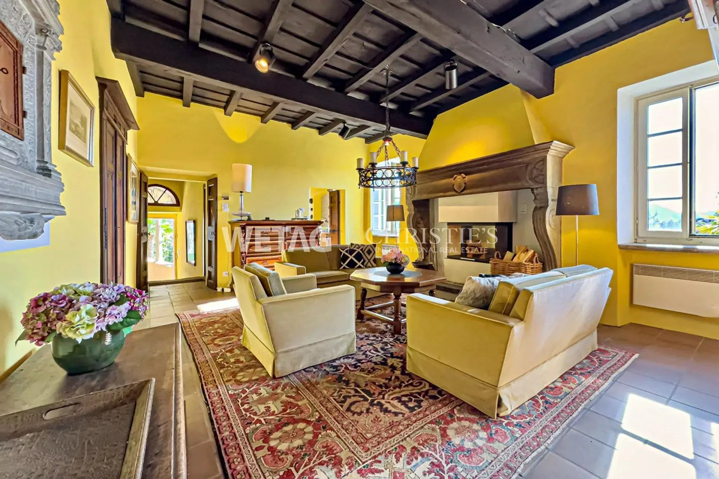Historische Villa in Comano - Foto 3 von 13