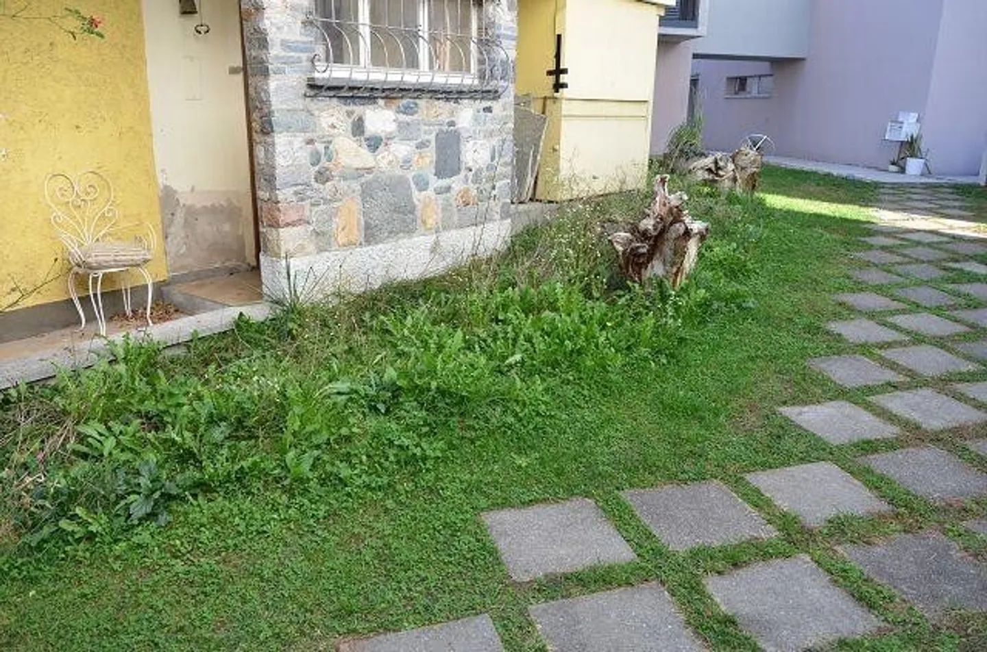 Rustikales Haus mit genehmigten Plänen - Foto 10 von 13