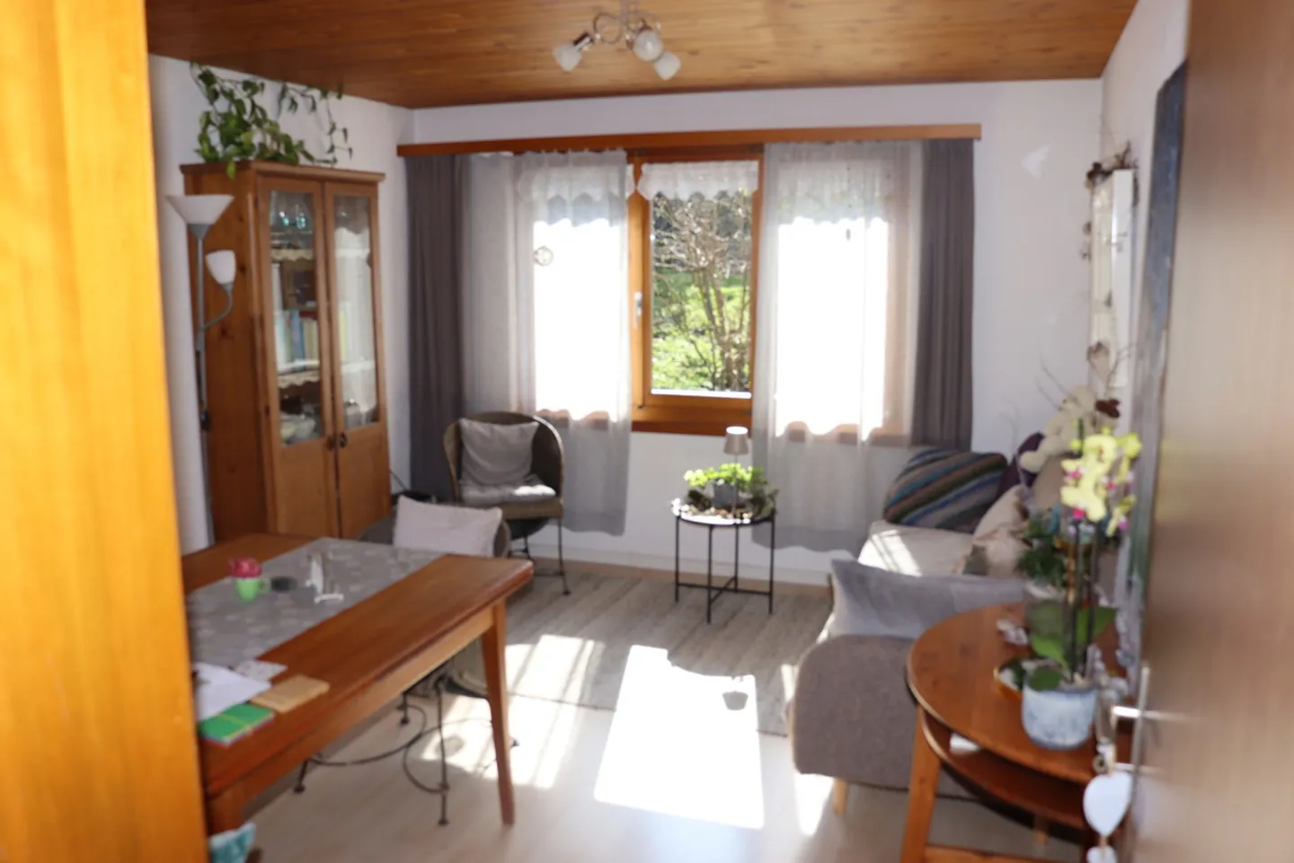 Tranquillo appartamento di 3,5 locali a Goldswil! - Foto 4 di 8