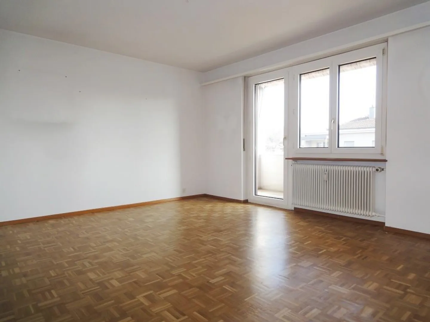 Appartamento accogliente con balcone in posizione centrale - Foto 3 di 7