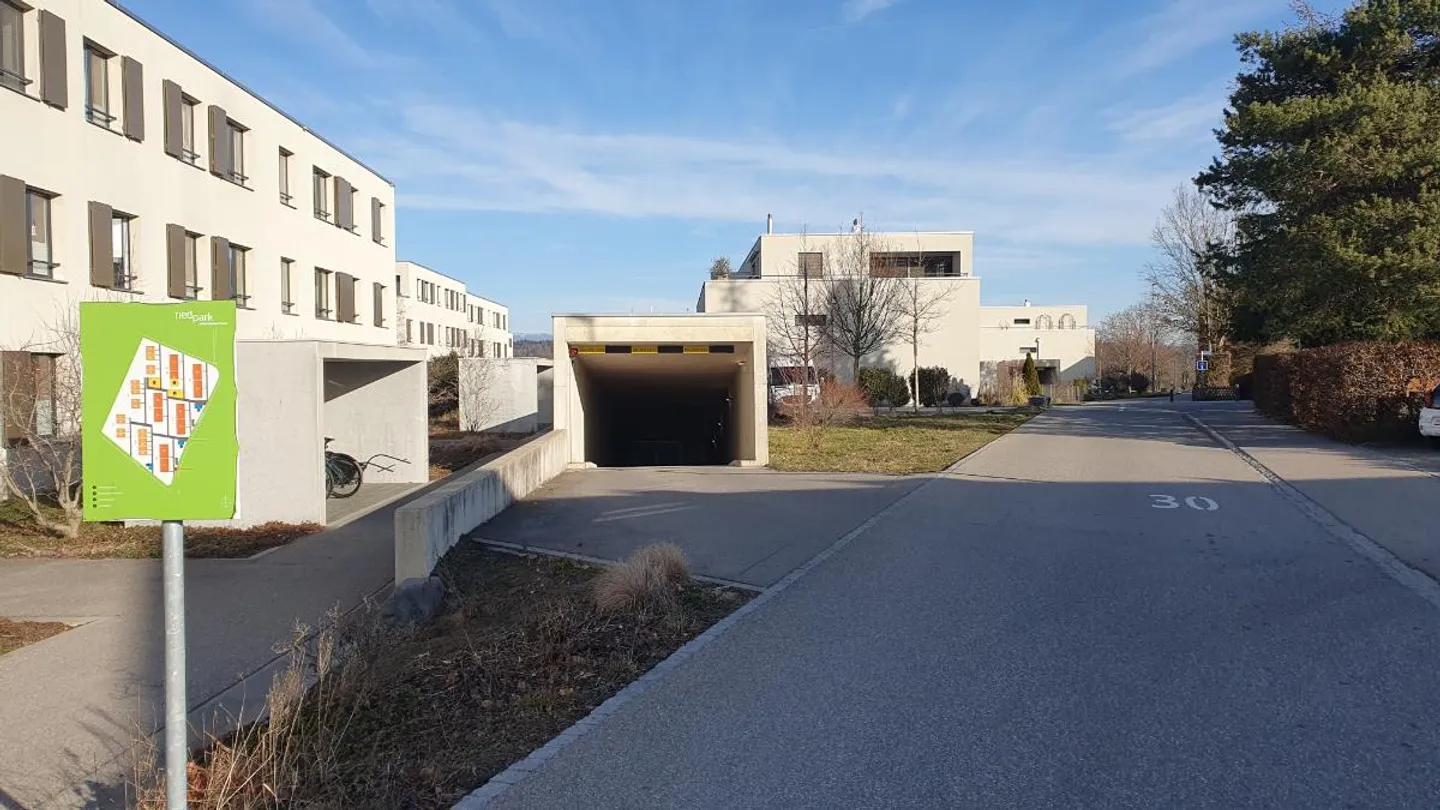 "Garage souterrain" - Photo 1 sur 3