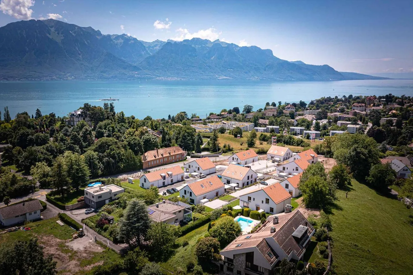 Hochwertige 4,5-Zimmer-Villa - Foto 1 von 1