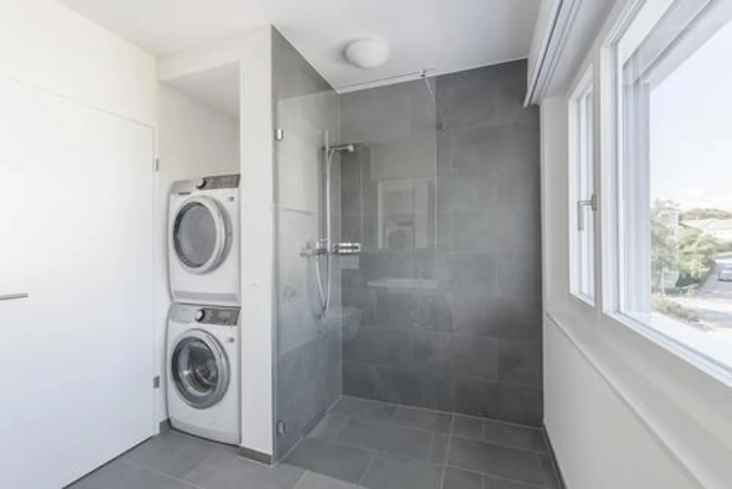 Topmoderne grosszügige Dachwohnungen in Aesch - Foto 5 von 7