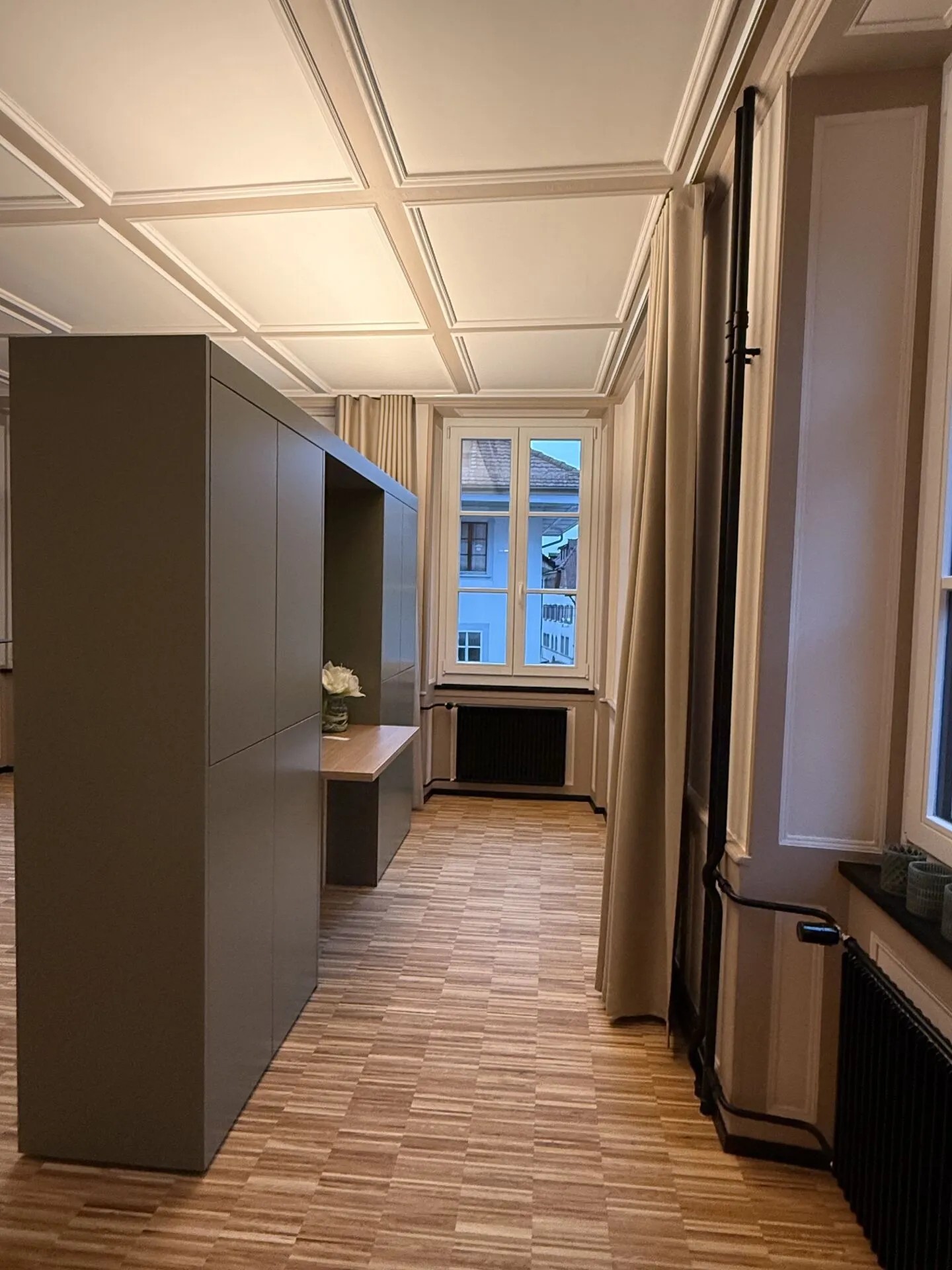 3.5-Room Old Town Apartment with Separate Home Office | Stylish Living & Working in the Heart of Zofingen - Photo 5 of 7