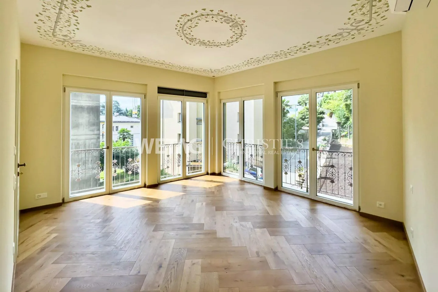 Elegante Renovierte Villa in Lugano - Foto 8 von 10