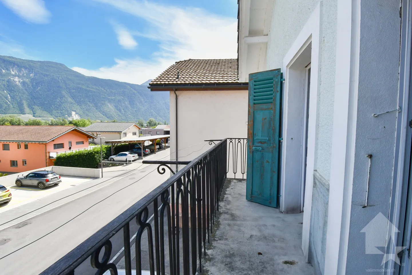 Rare opportunity: lot of two apartments in the heart of Fully - Photo 16 of 16