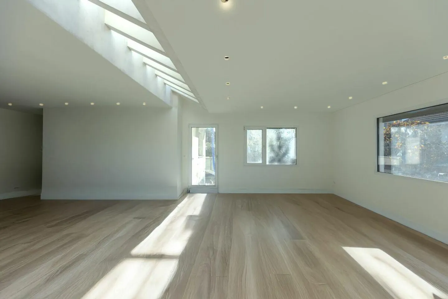 Villa unifamiliare a Widnau - completamente ristrutturata, efficiente dal punto di vista energetico e in una posizione micro-ottimale - Foto 7 di 16