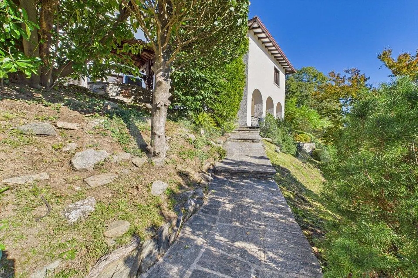 Casa singola in affitto - Foto 10 di 13