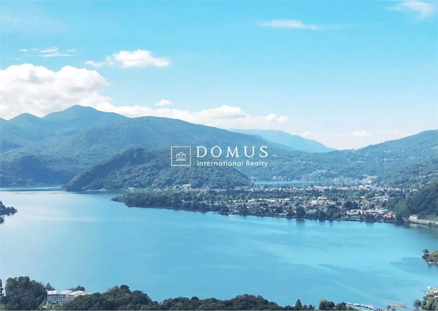Elegant independent villa with stunning lake view in Muzzano - Photo 8 of 11