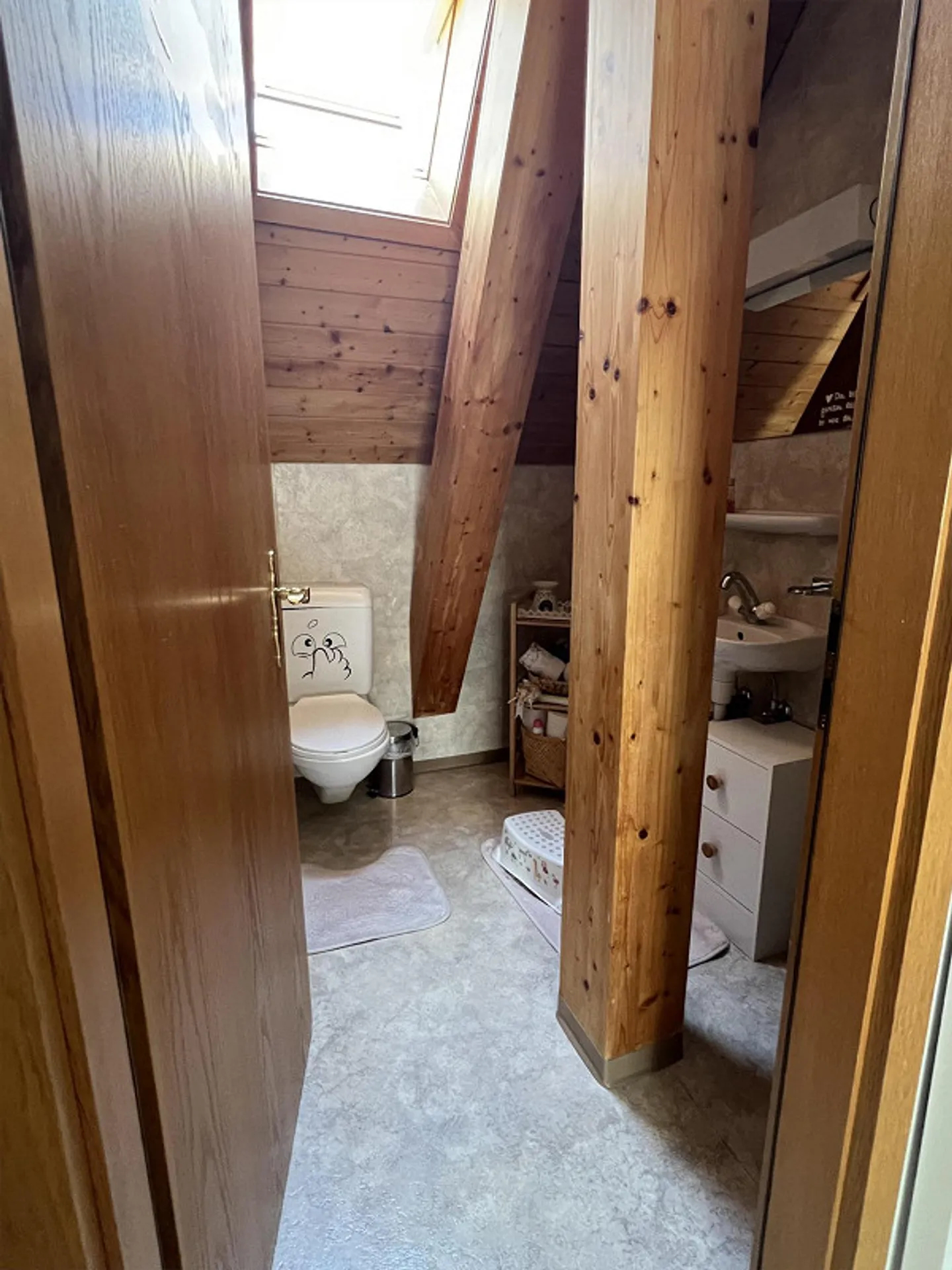 Charmante Dachgeschosswohnung - Foto 5 von 13