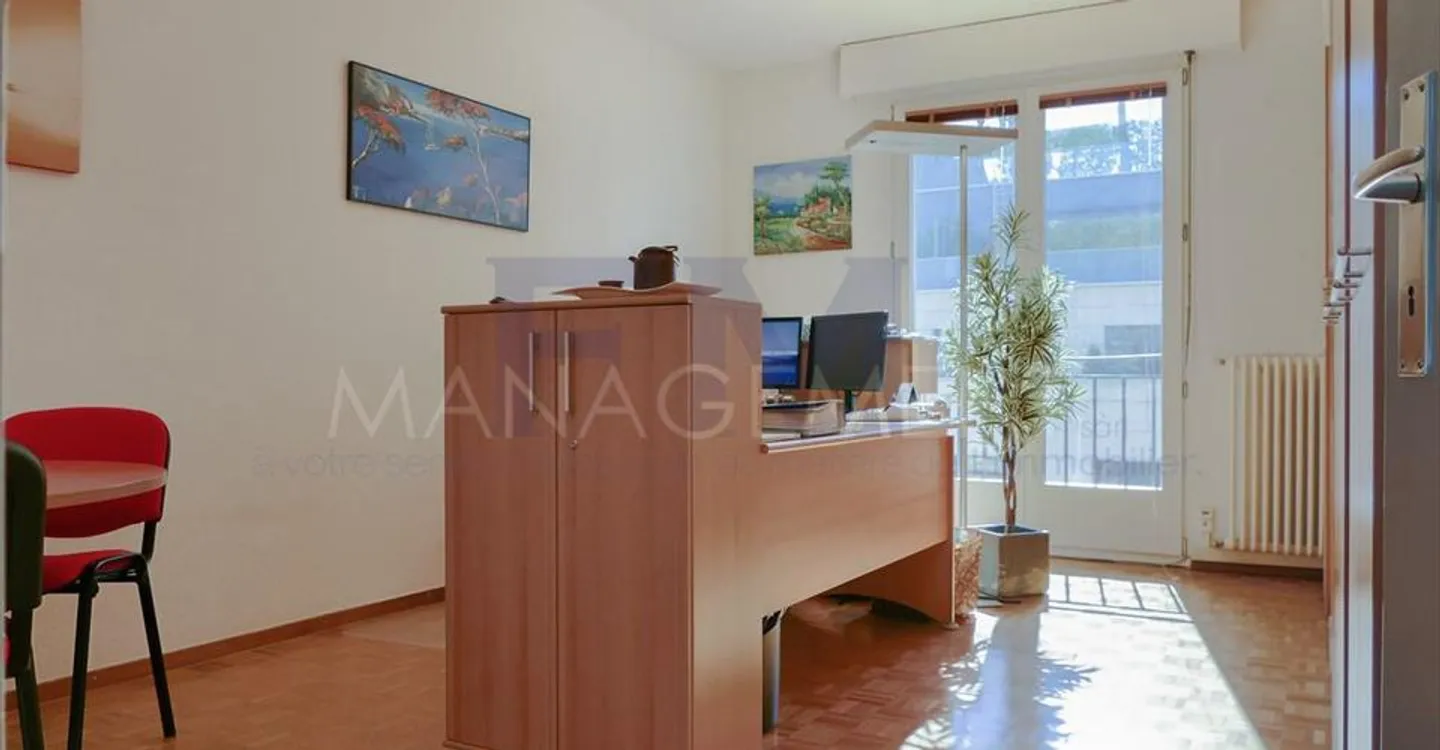 Spazio ufficio in affitto - Foto 4 di 10