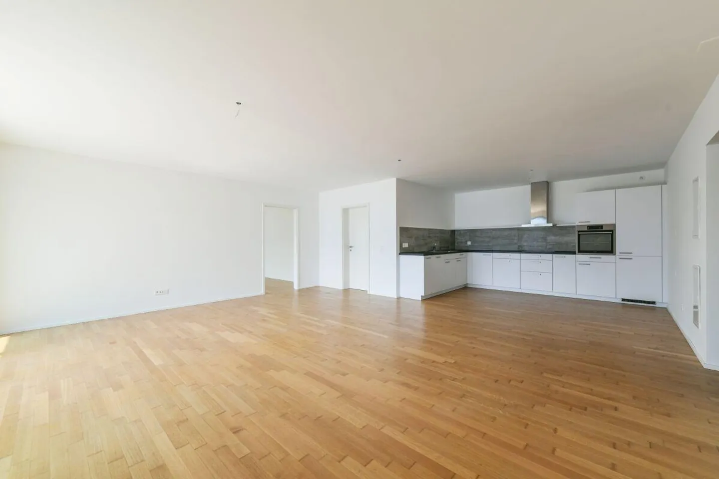 Appartamento 3,5 locali con vista lago - Foto 4 di 13
