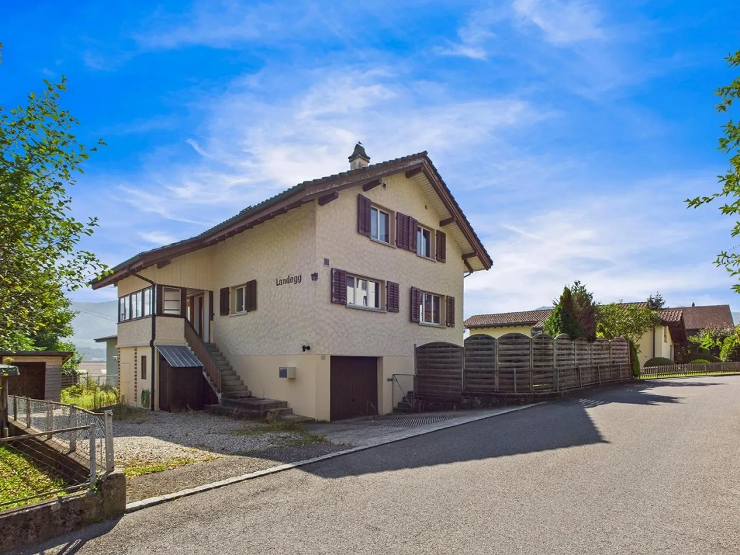 Vivere rilassati nella popolare zona residenziale di Schoried - Foto 1 di 10