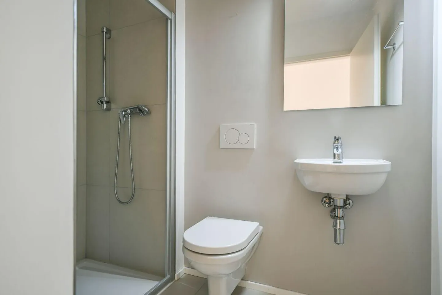 Appartamento 3,5 locali con vista lago - Foto 10 di 13