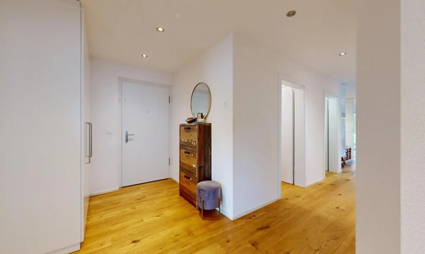 Moderno appartamento di 5 stanze con grande balcone a Boswil - Foto 7 di 11