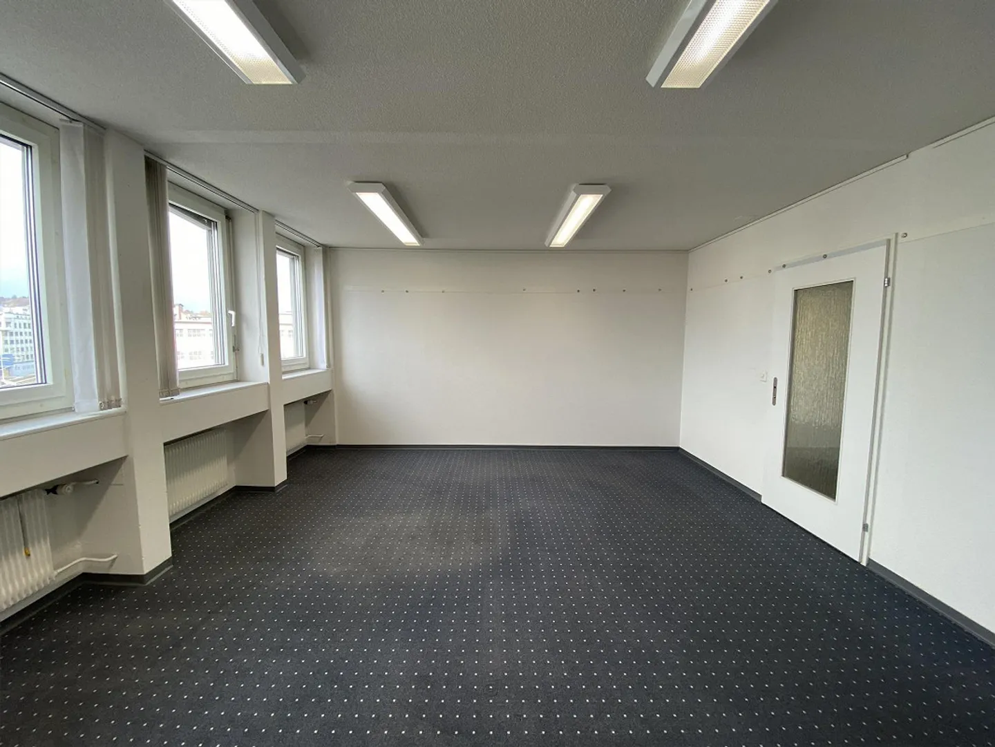 Spazi per uffici a Emmenbrücke a partire da 150m2 - Foto 11 di 12