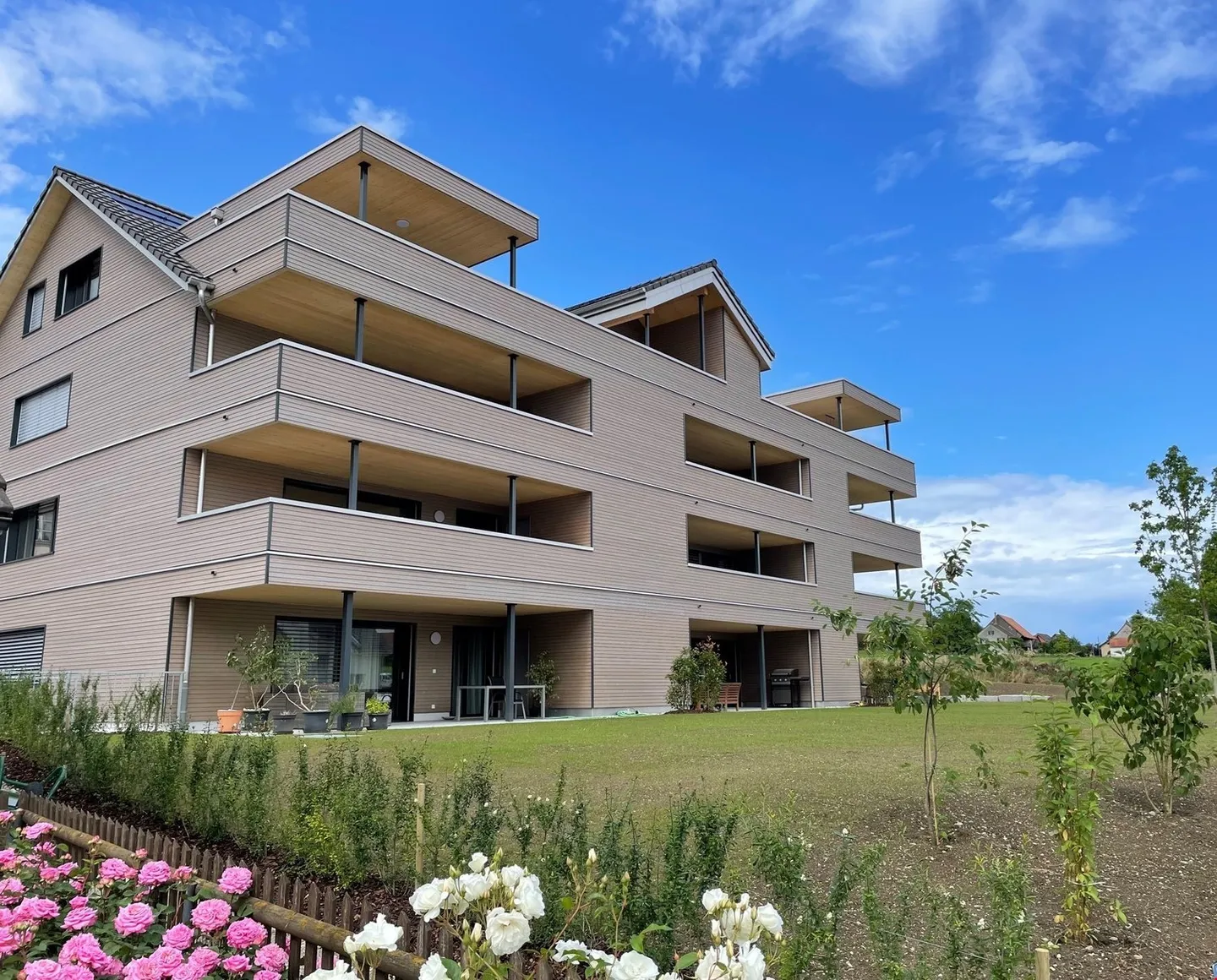 Appartement de 3,5 pièces calme et bien situé à louer - Photo 1 sur 6