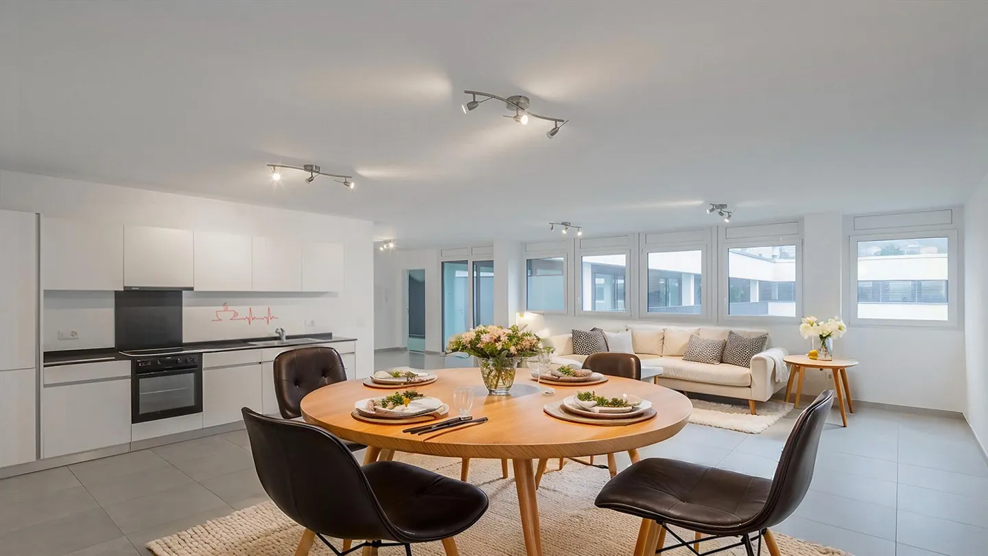 Refined 4.5-room apartment in the heart of Locarno - Photo 1 of 4