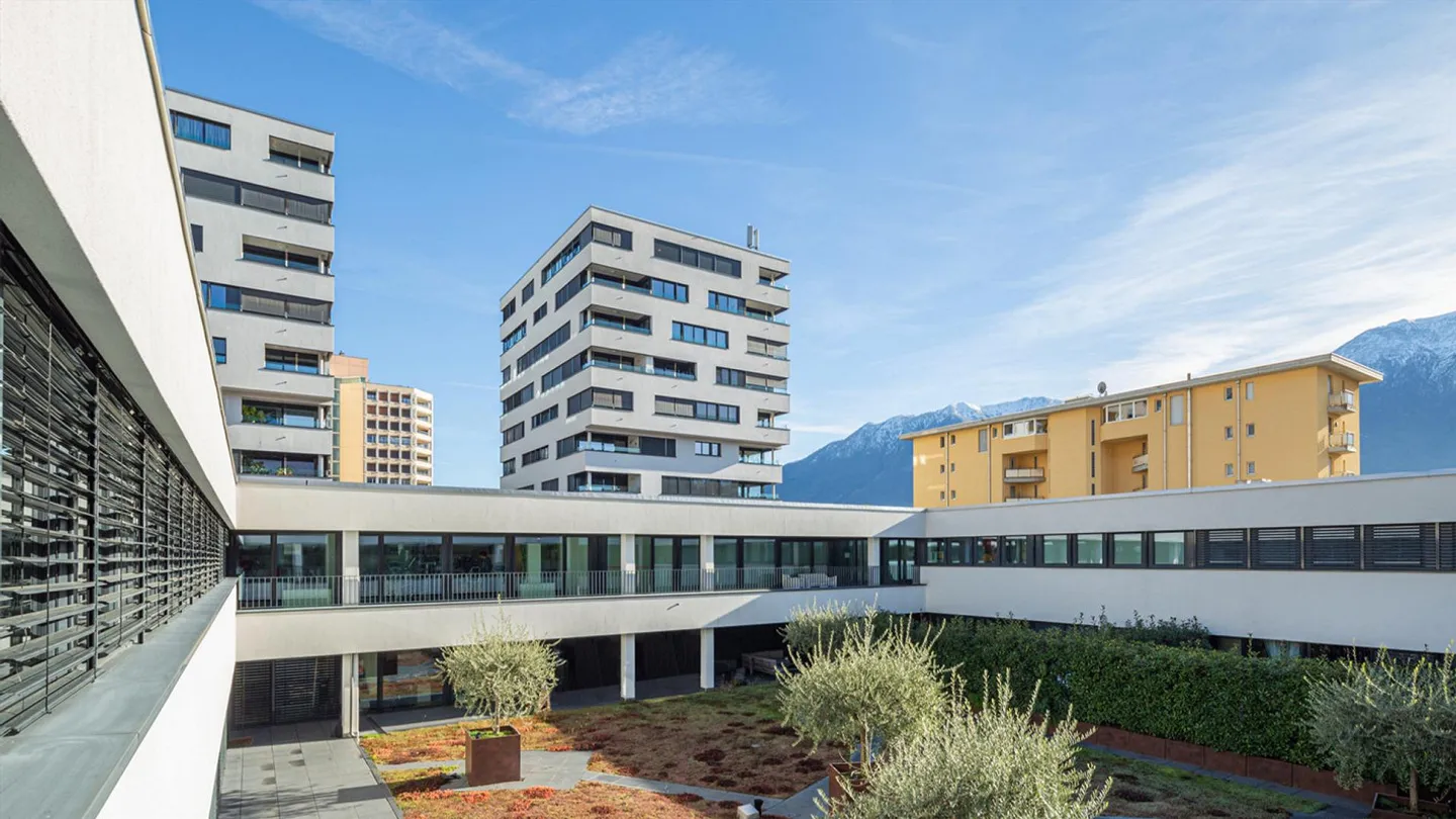 Refined 4.5-room apartment in the heart of Locarno - Photo 4 of 4