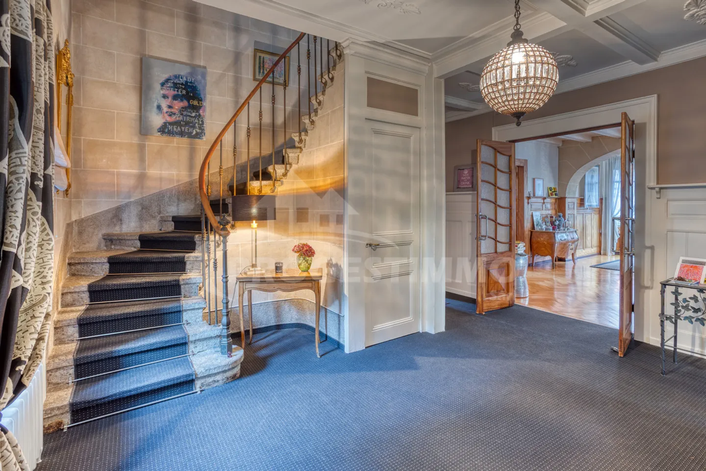 DEMEURE DE PRESTIGE                  - Photo 2 of 8