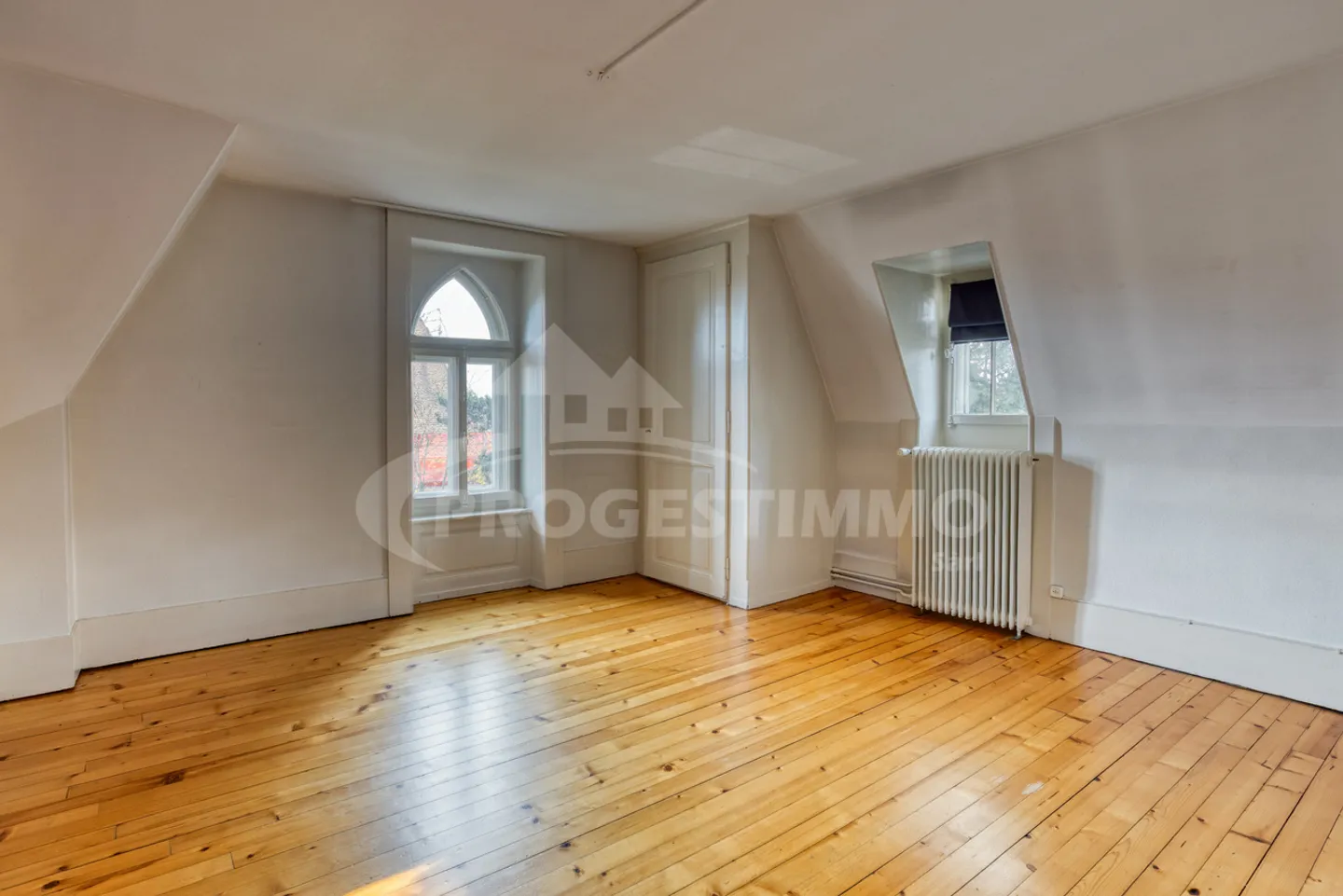 DEMEURE DE PRESTIGE                  - Photo 7 of 8