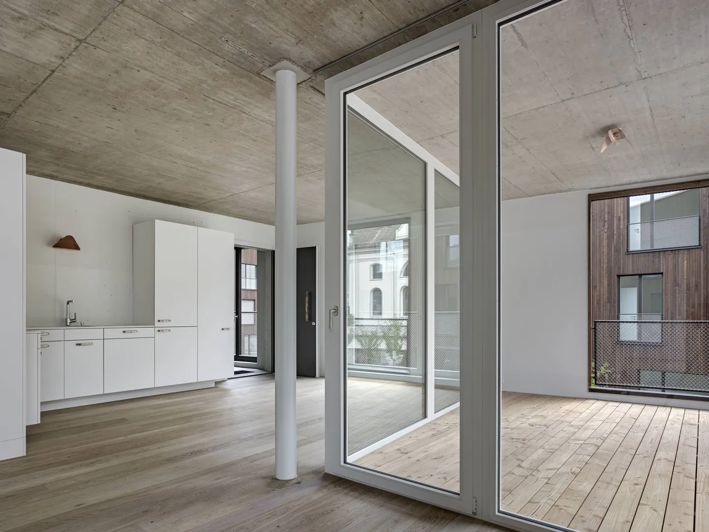 Modern apartment in a quiet location - Photo 4 of 7