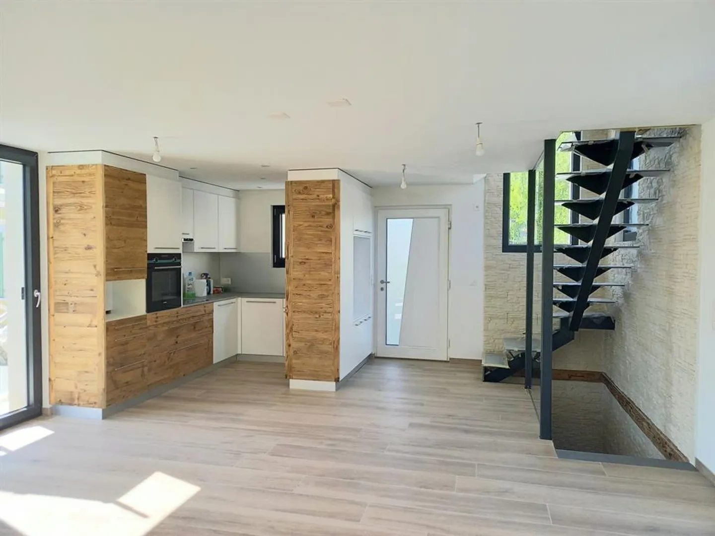 Charmante Maison Individuelle à Sierre - Photo 3 sur 11