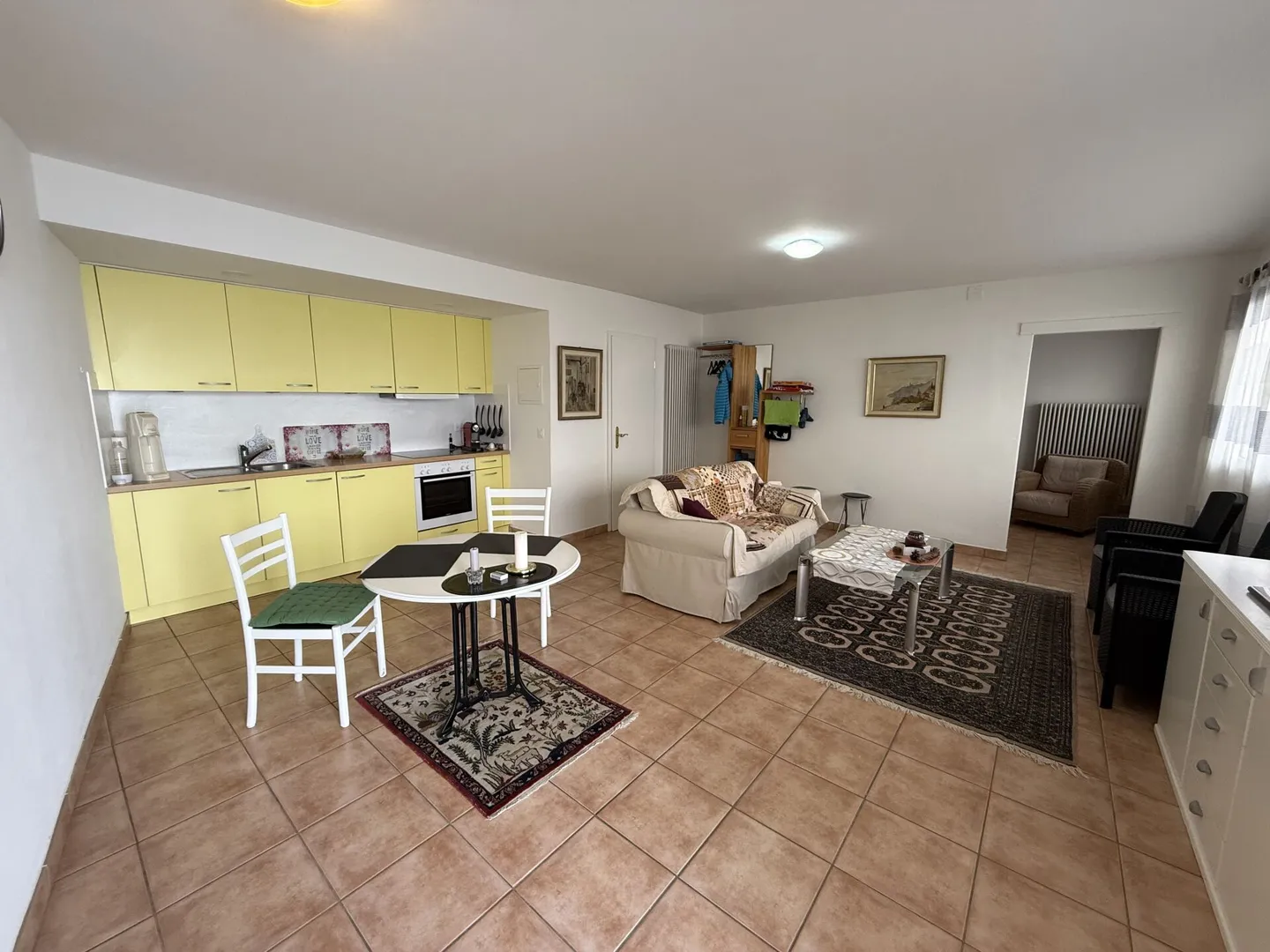 Zweifamilienhaus mit Seesicht in begehrter Lage von Ronco sopra Ascona - Foto 15 von 17