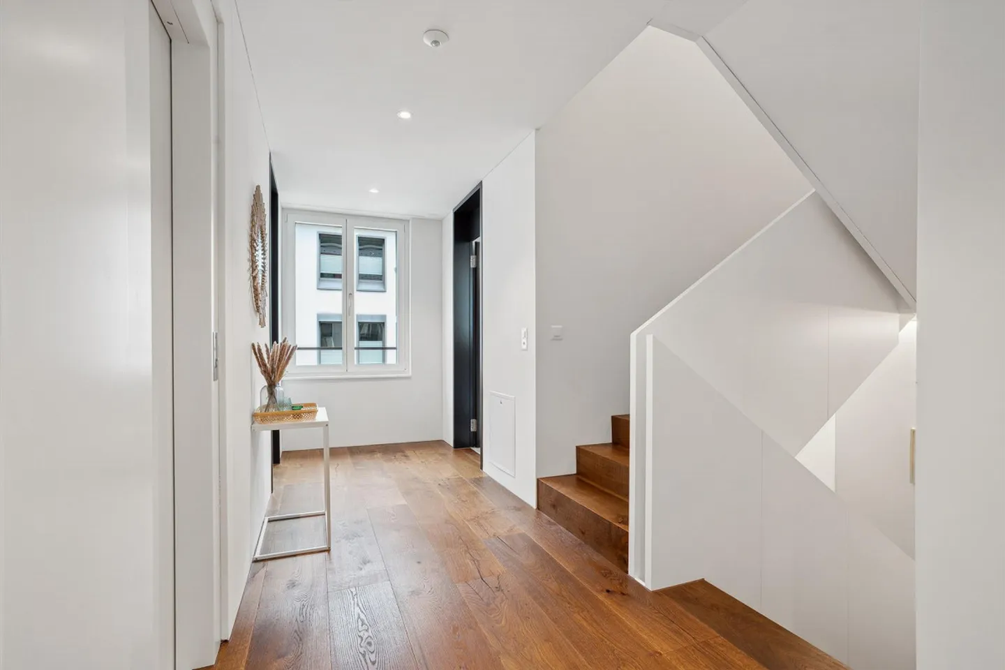 Exclusive Townhouse with 5.5 Rooms in Glarus - Photo 15 of 27