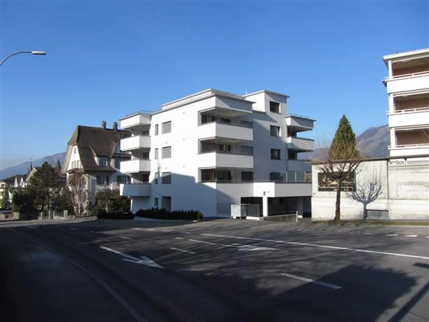 3.5 Room Apartment - Photo 1 of 2