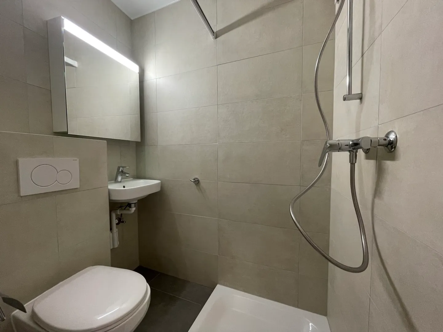 Studio just steps from the city center - Photo 4 of 4