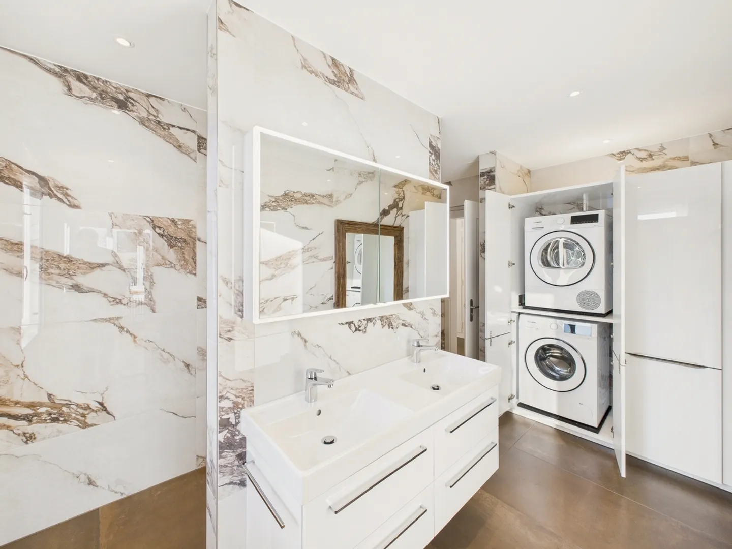 Herrliche 4.5-Zimmer-Wohnung mit moderner Ausstattung in Aarau, AG - Foto 8 von 11