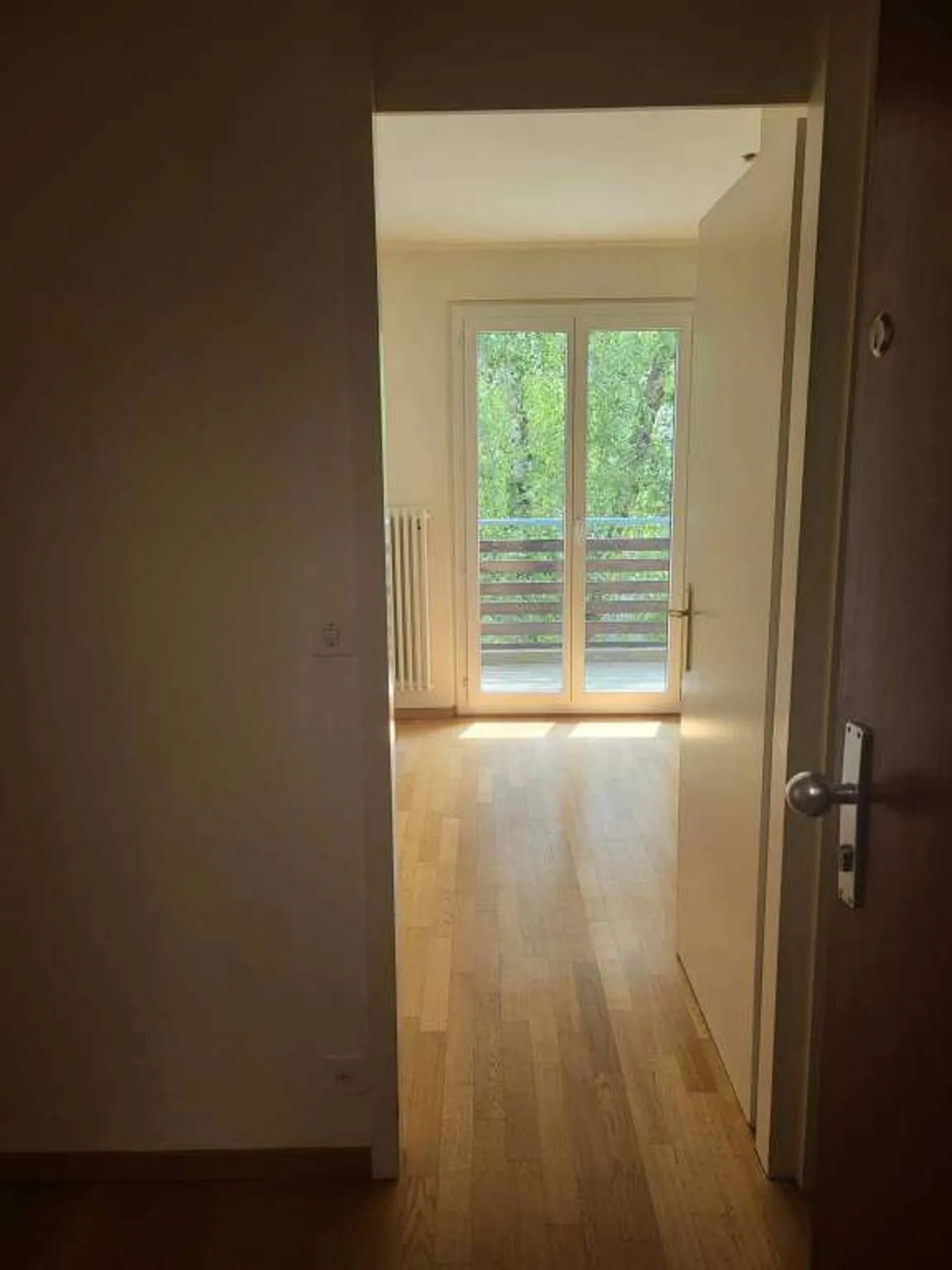 Apartment with 3 rooms on the 1st floor in Perly 1258 - Photo 4 of 8