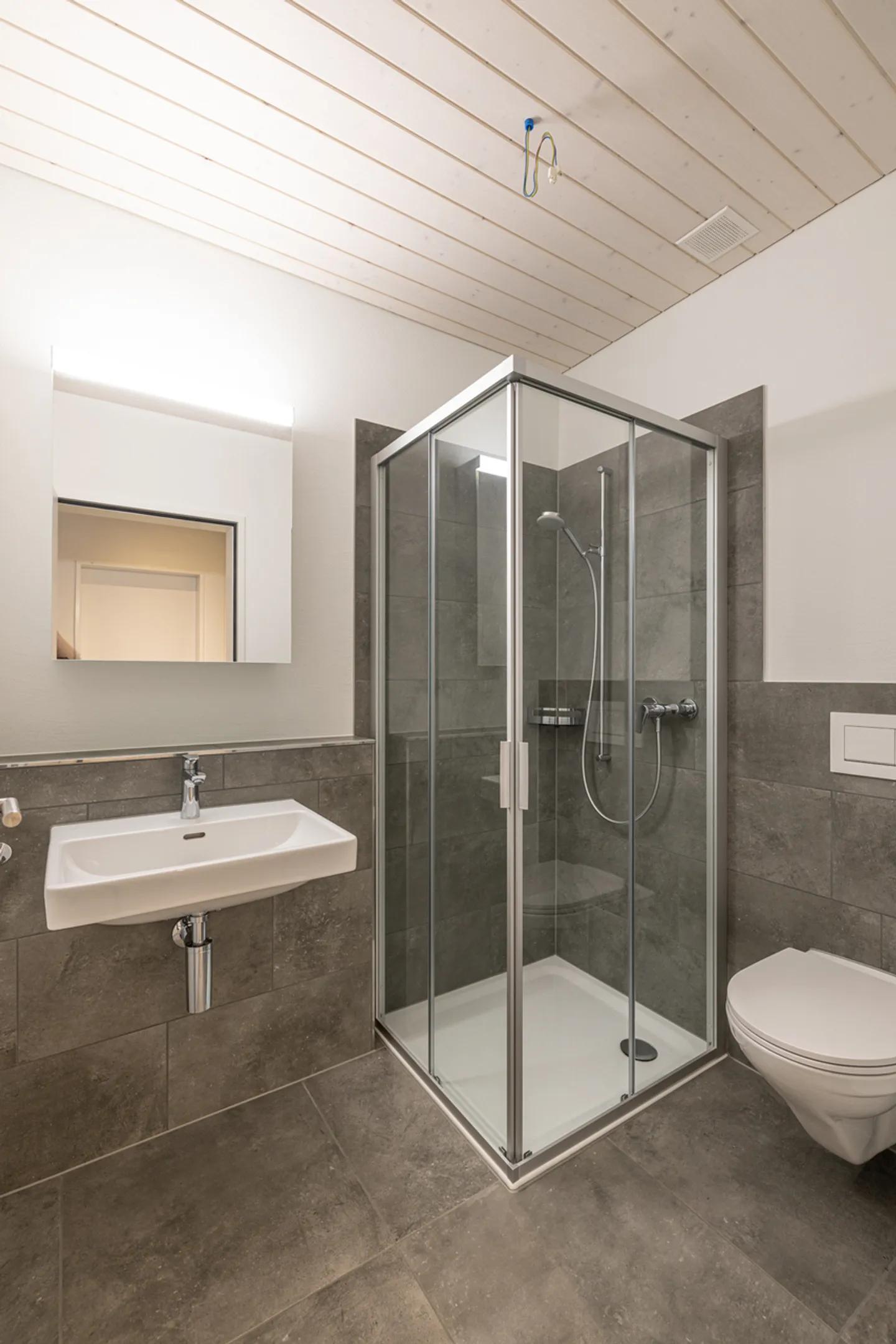 4.5 camera al piano attico condominio in una posizione tranquilla - Foto 11 di 12