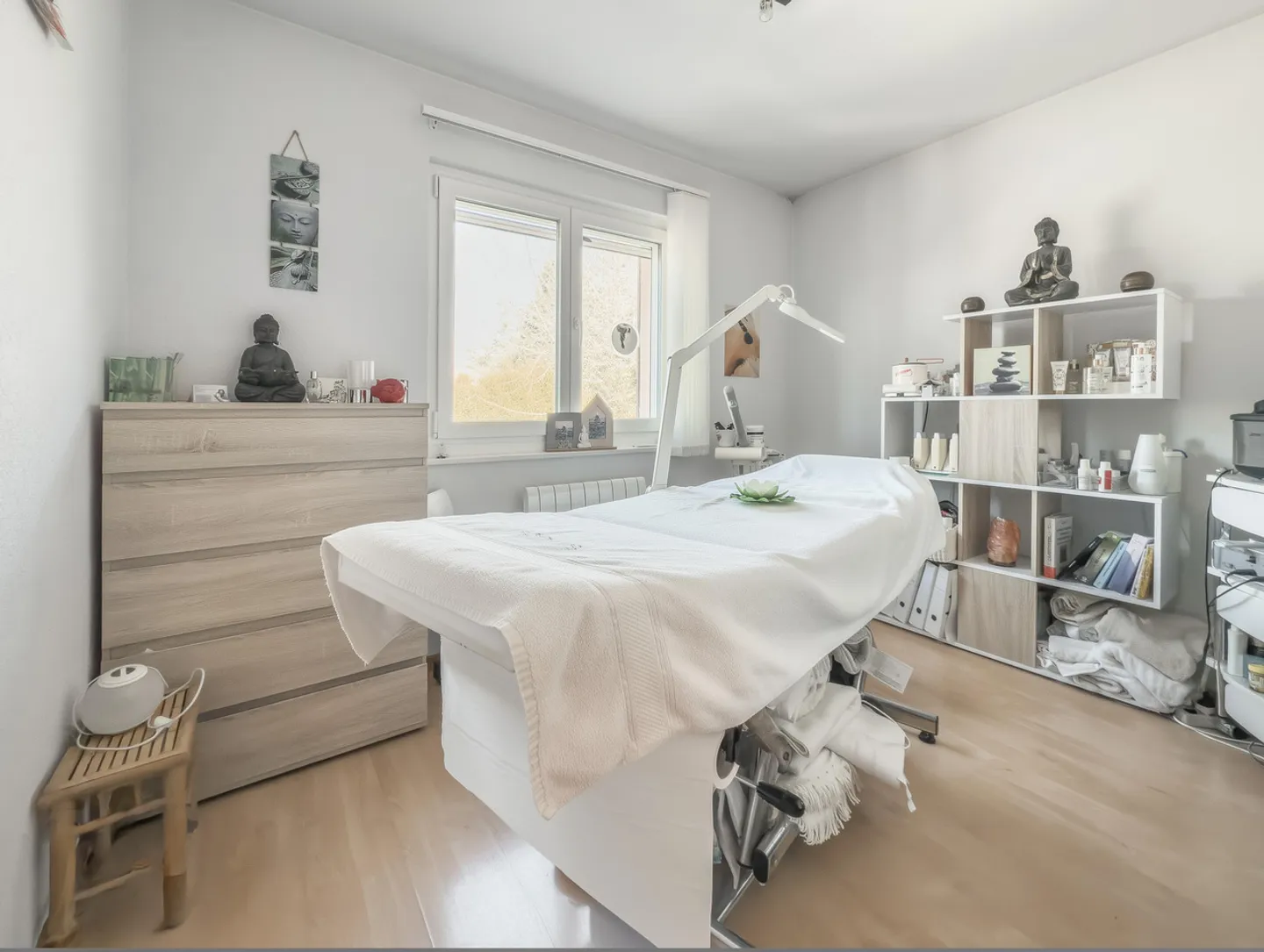 Belle propriété individuelle située dans un quartier résidentiel - Photo 8 sur 12