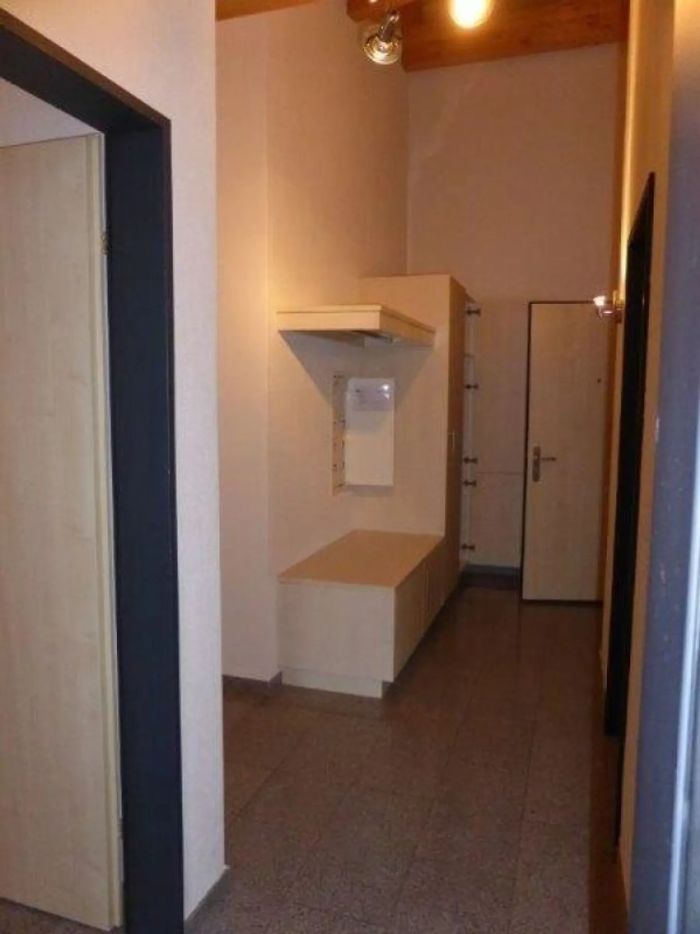 Bellissimo appartamento mansardato di 5,5 stanze in affitto al margine del villaggio - Foto 12 di 12