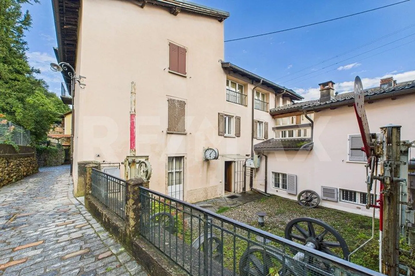 Casa in vendita: Una casa autentica nel cuore di Carona - Foto 1 di 13